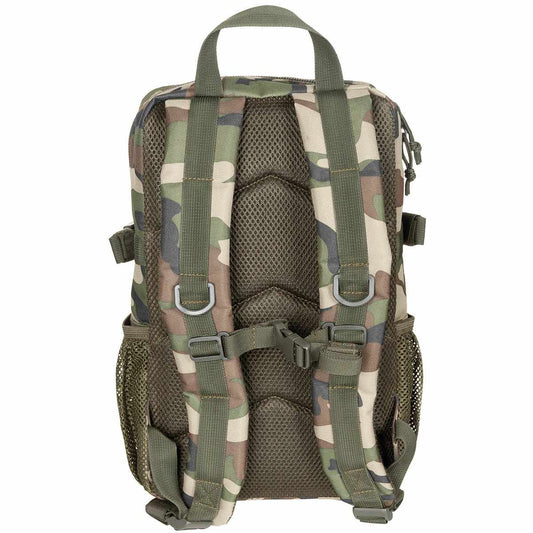 US Rucksack, Assault, "Youngster", woodland - 23 x 37 x 22 cm