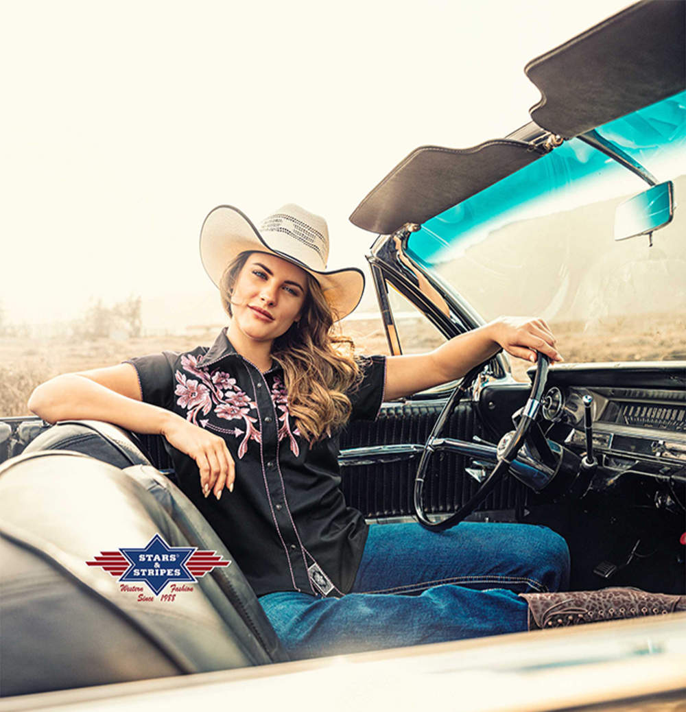 Edle Kurzarm-Westernbluse Leann mit aparter Stickerei