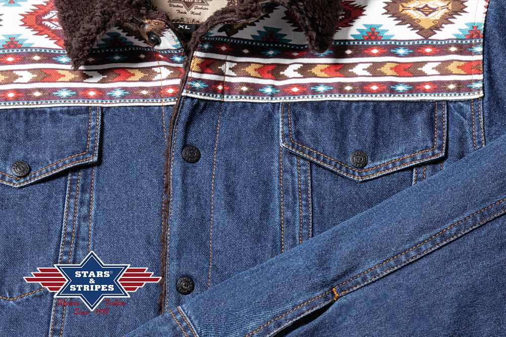 Western-Jeansjacke mit Schulterbesatz