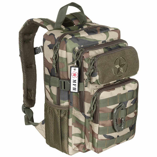 US Rucksack, Assault, "Youngster", woodland - 23 x 37 x 22 cm
